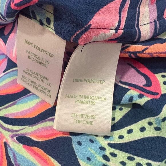 NWT Lilly Pulitzer Pamala Top Oyster Bay Navy You’ve Been Spotted XS - Picture 8 of 8